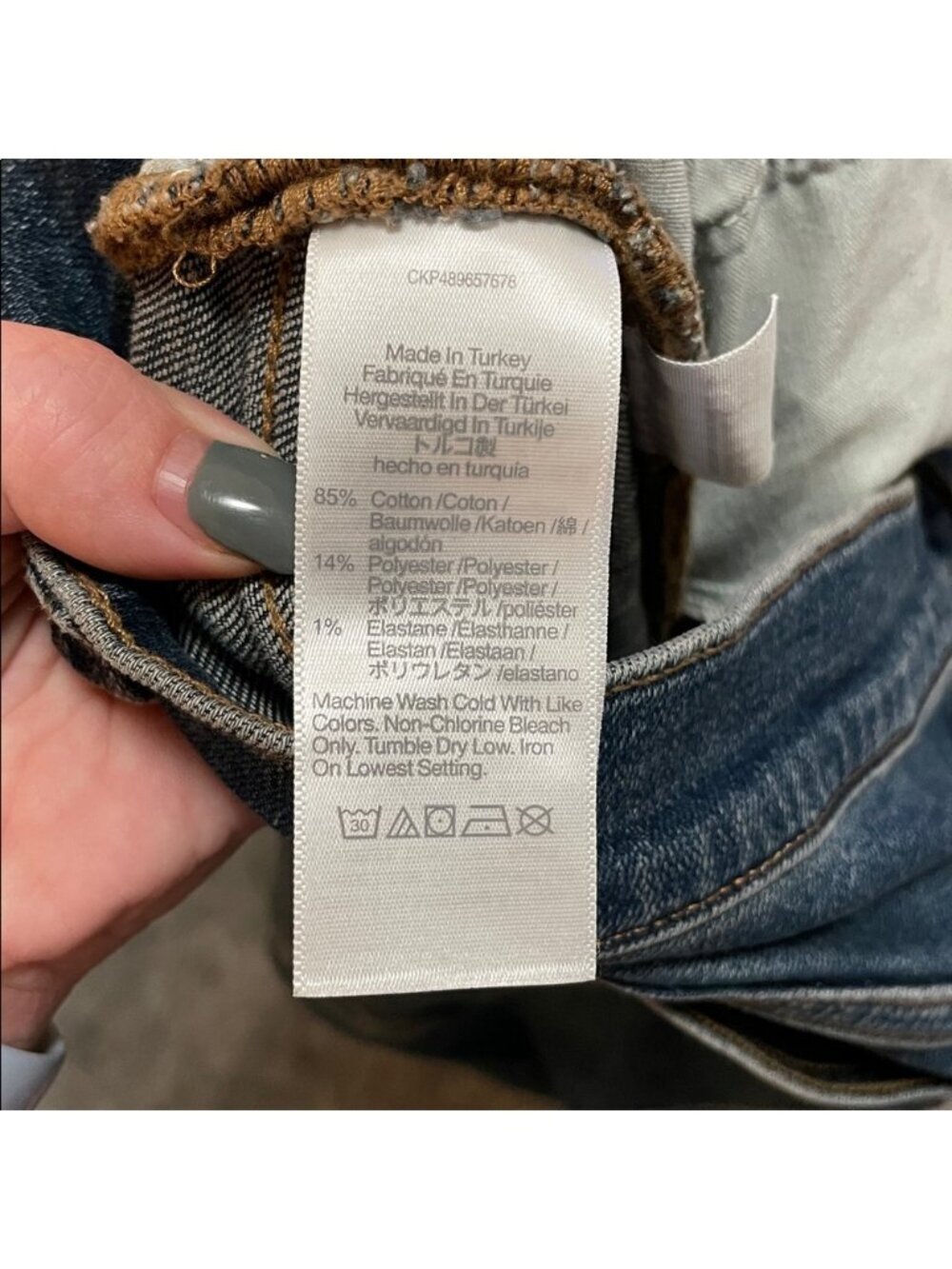 EC Madewell Midrise Kick Out Medium Wash Jeans - Size 33 - Picture 6 of 6